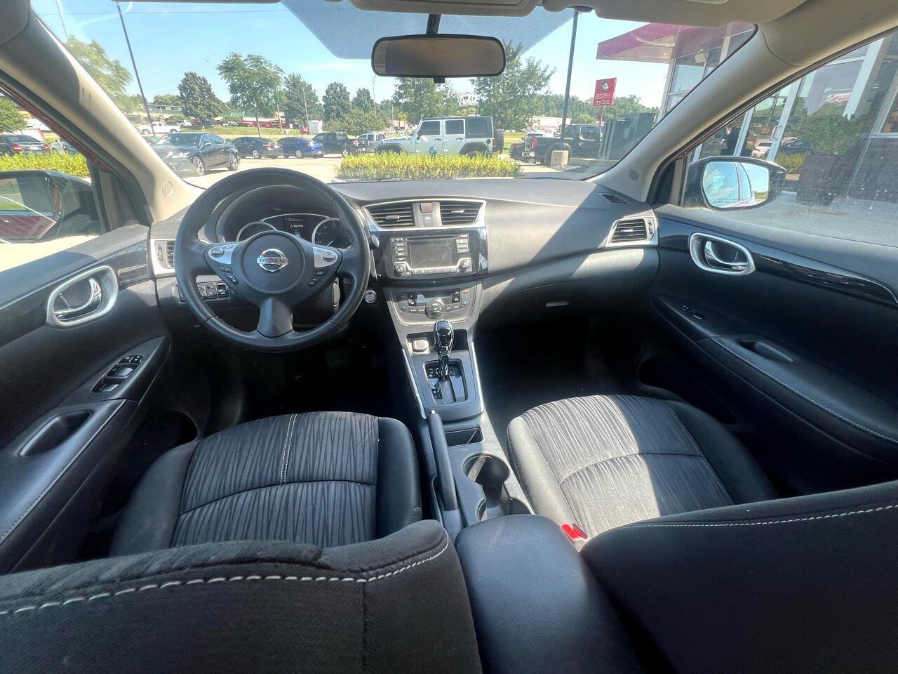 Used 2018 Nissan Sentra SV image 10