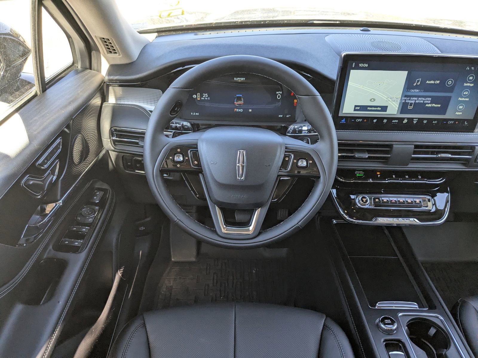 New 2026 Lincoln Corsair Premiere image 19