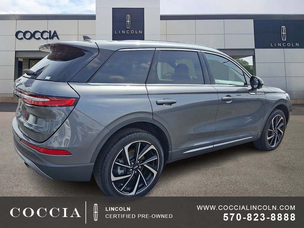 Used 2024 Lincoln Corsair Reserve w/ Equipment Group 201A image 4
