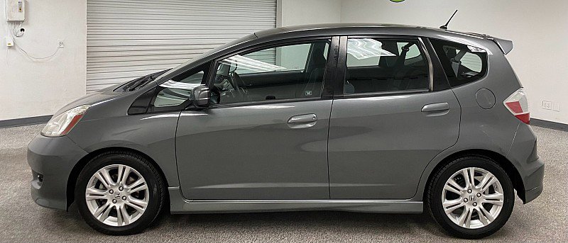 Used 2011 Honda Fit Sport image 8