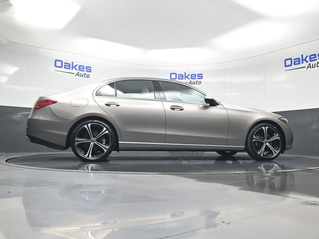 Used 2023 Mercedes-Benz C 300 Sedan image 45