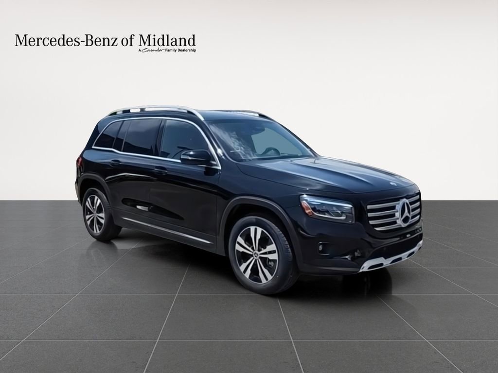 New 2025 Mercedes-Benz GLB 250 image 2