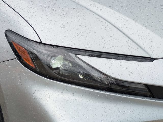 Used 2025 Toyota Camry LE FWD image 9