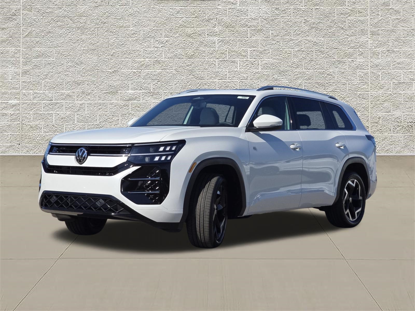 New 2027 Volkswagen Atlas SEL R-Line AWD/4WD image 3