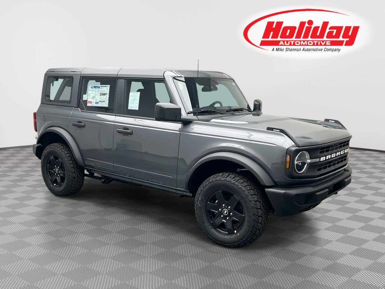 New 2025 Ford Bronco 4-Door image 1