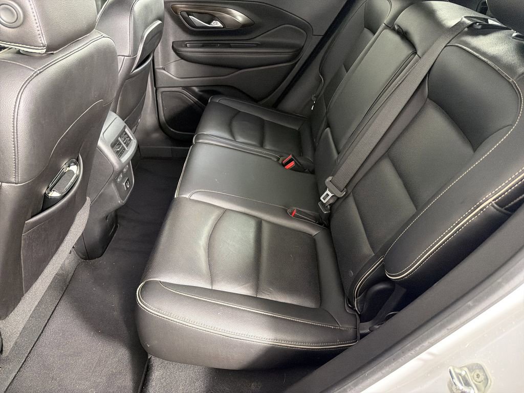 Used 2018 GMC Terrain Denali w/ Advanced Safety Package image 19