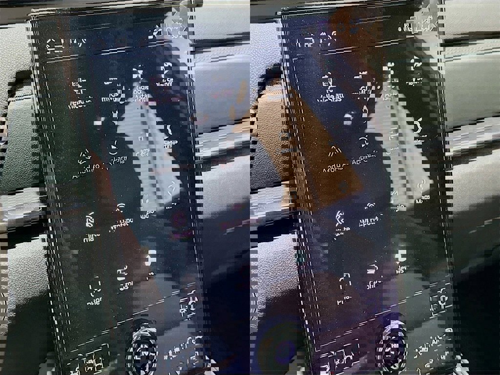 New 2026 GMC Terrain AT4 w/ Convenience Package III image 15