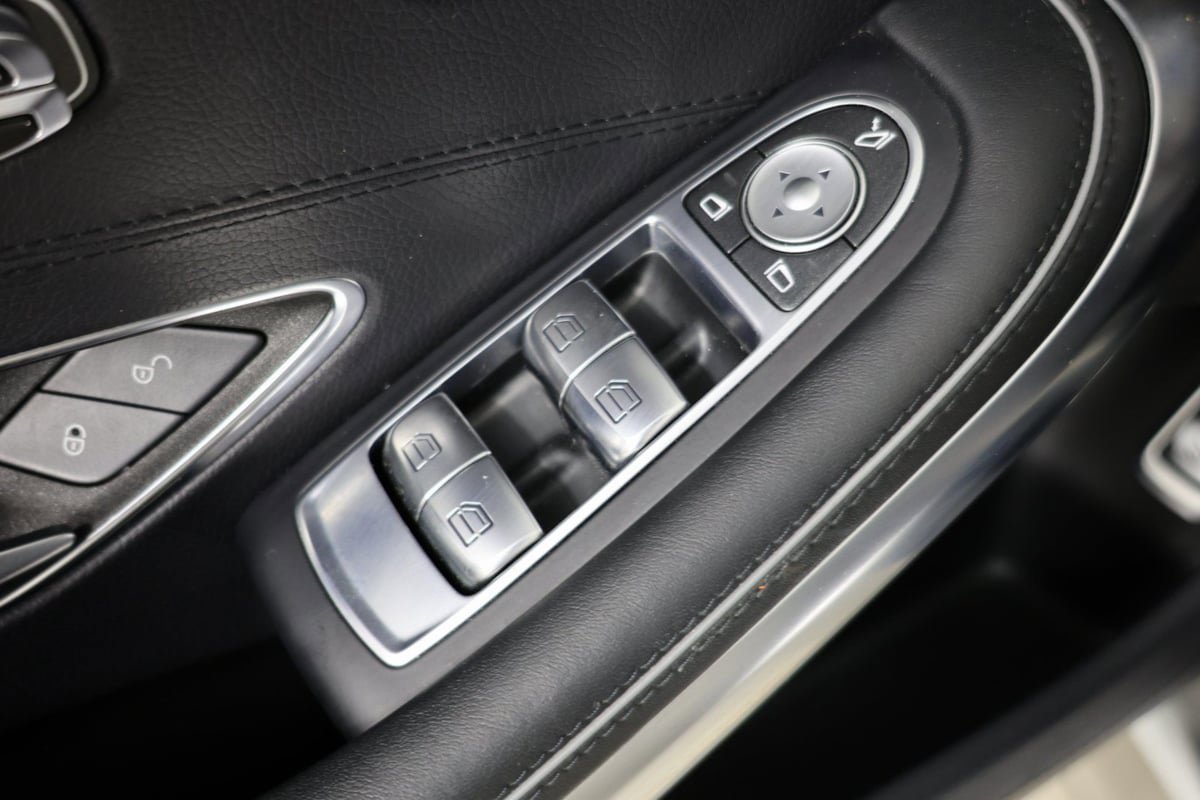 Used 2018 Mercedes-Benz S 63 AMG 4MATIC Coupe image 23