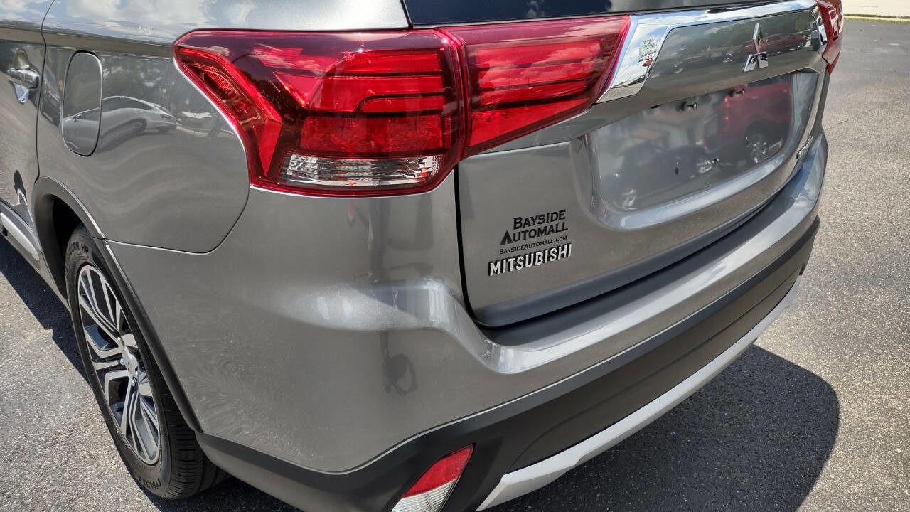 Used 2018 Mitsubishi Outlander ES image 33