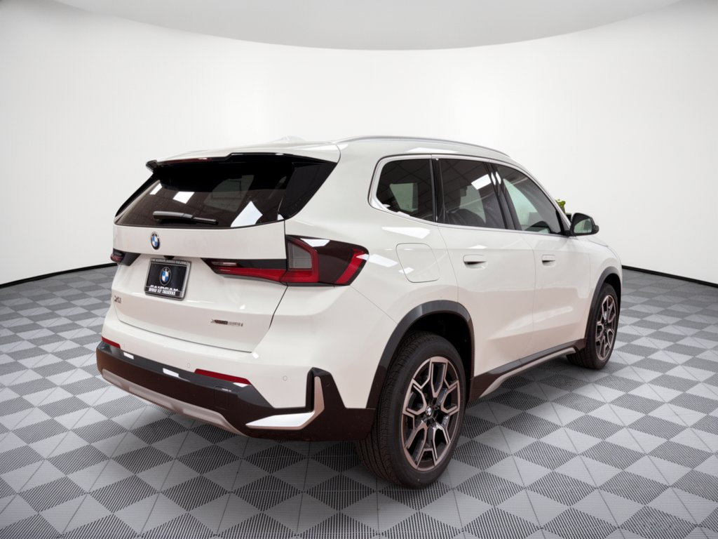 Used 2026 BMW X1 xDrive28i w/ Convenience Package AWD/4WD image 11