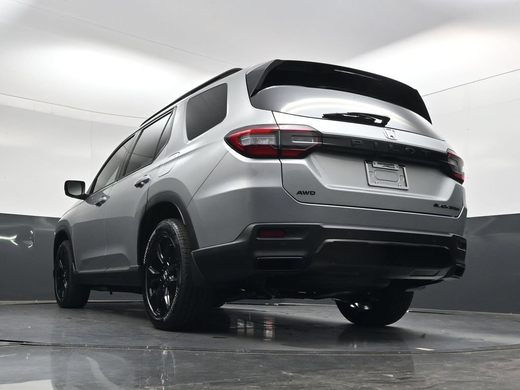 New 2026 Honda Pilot Black Edition image 40