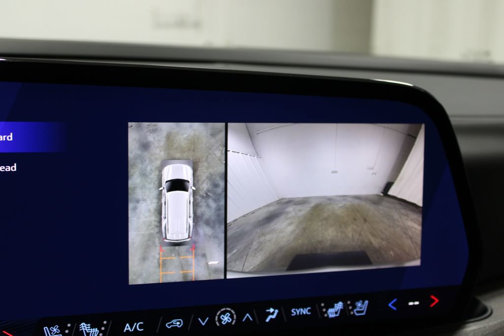 New 2026 Chevrolet Tahoe High Country image 56