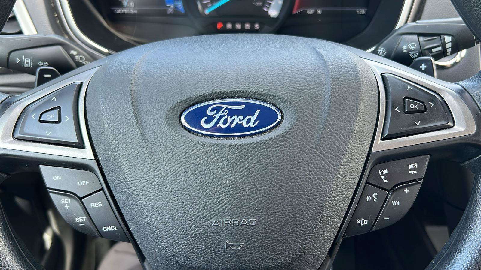 Used 2019 Ford Fusion SE image 27