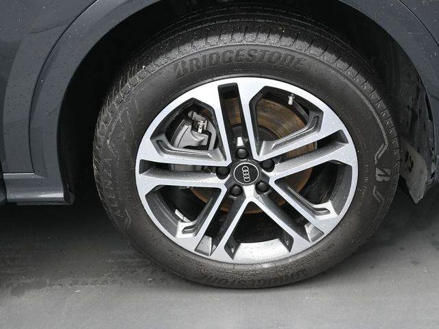 Certified 2025 Audi Q5 Premium w/ Convenience Package image 40