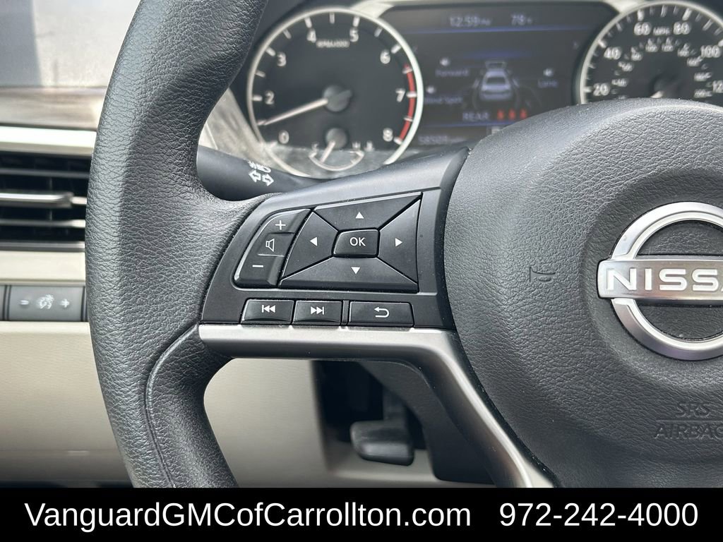 Used 2024 Nissan Altima 2.5 SV image 14