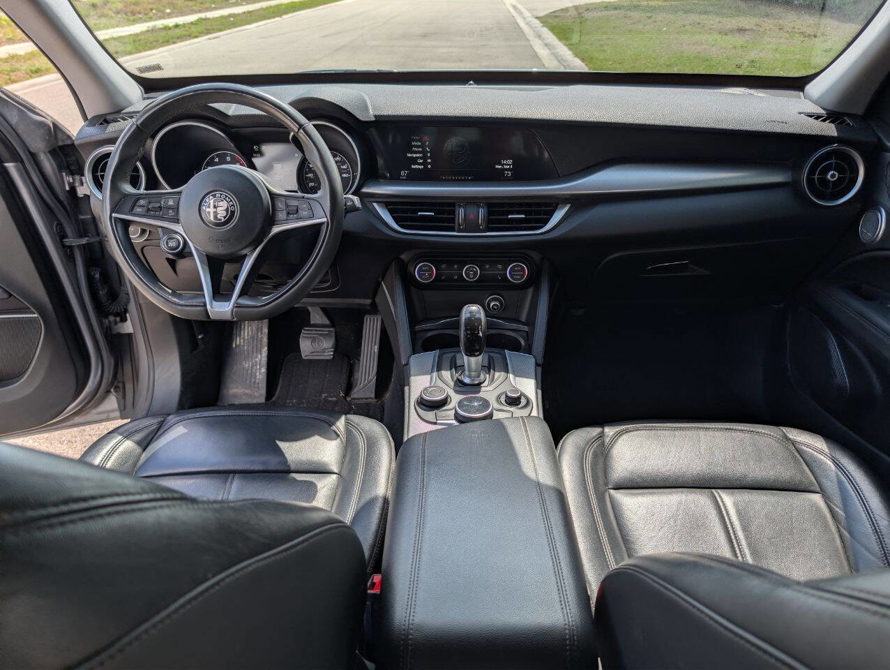 Used 2018 Alfa Romeo Stelvio Ti image 27