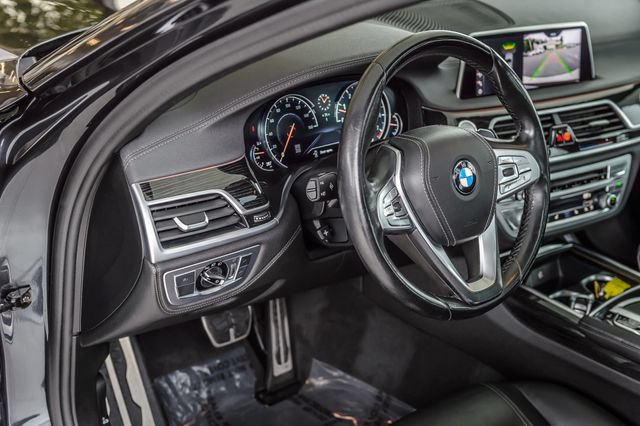 Used 2019 BMW 740i w/ M Sport Package RWD image 25