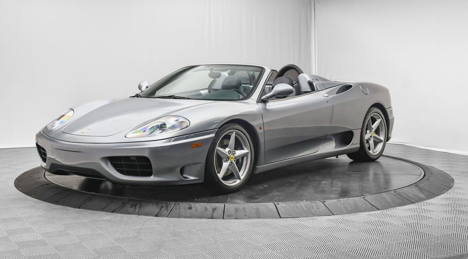 Used 2004 Ferrari 360 Spider RWD image 7