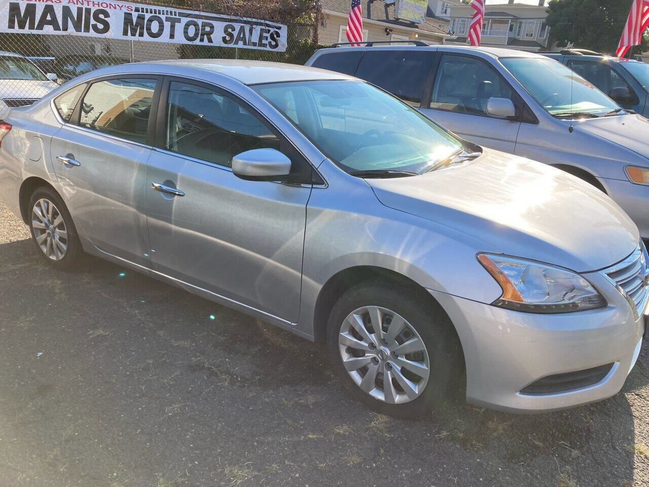 Used 2015 Nissan Sentra S image 2