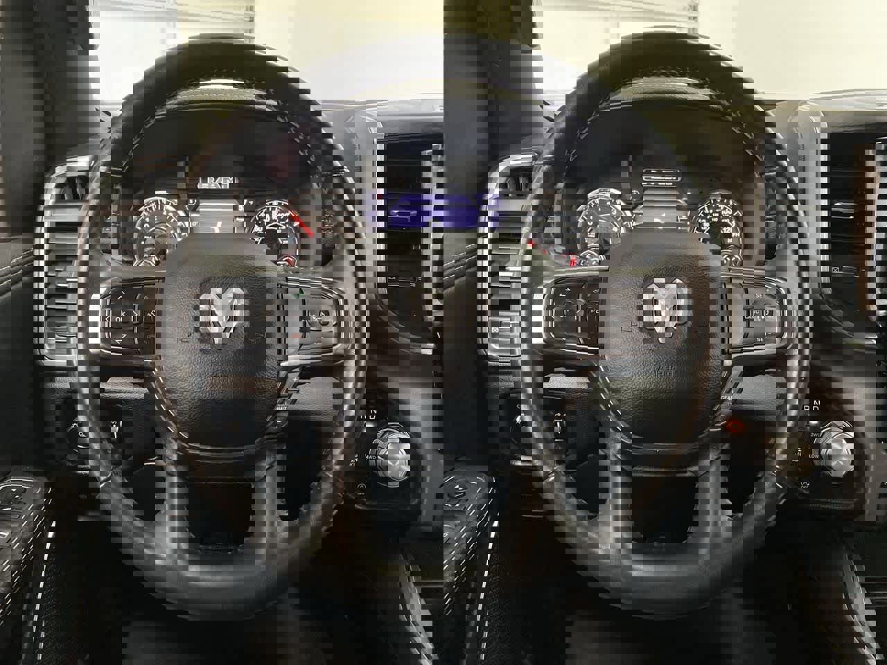 Used 2024 RAM 1500 Laramie image 20