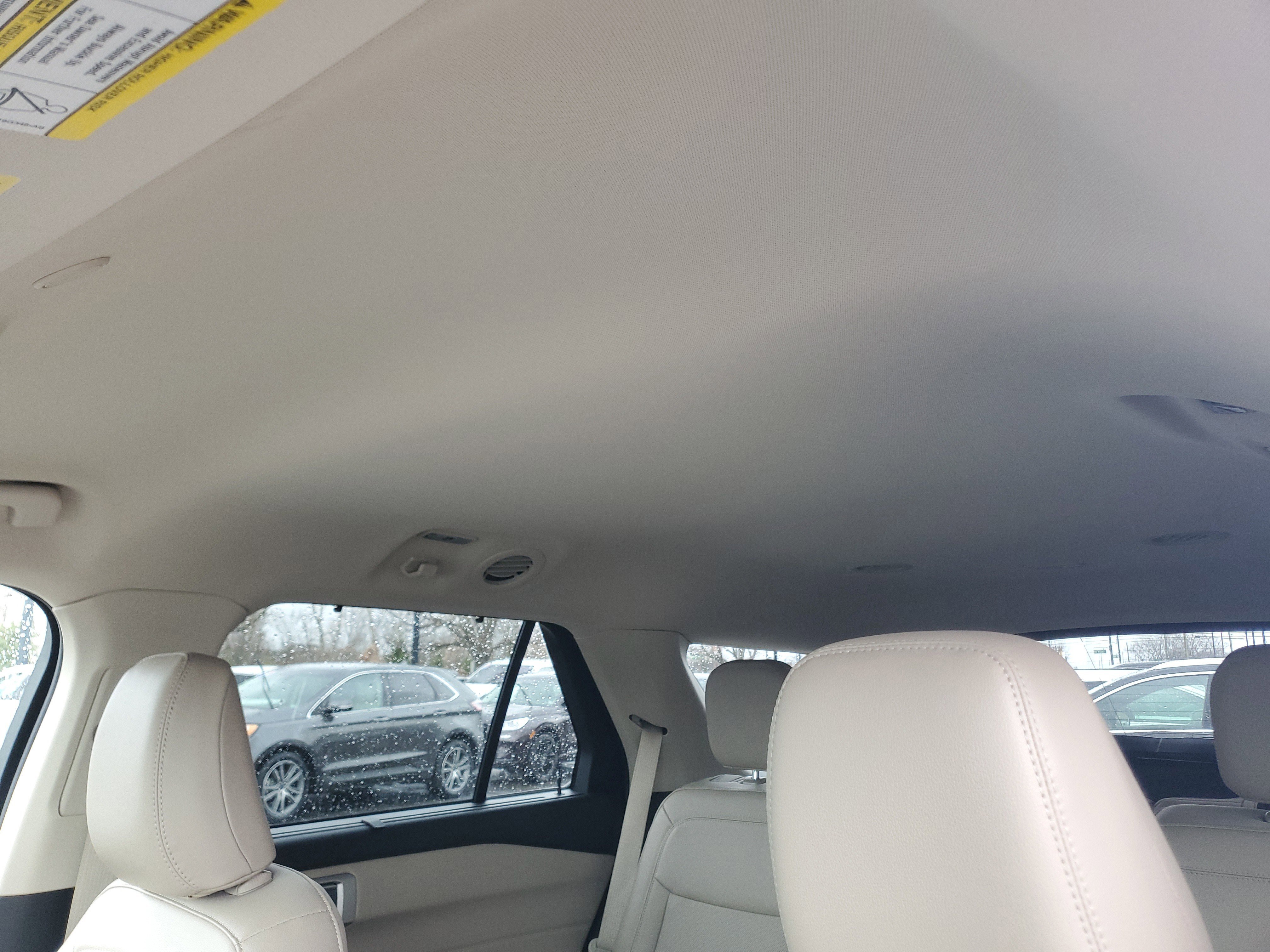 Used 2024 Ford Explorer Limited w/ Equipment Group 301A AWD/4WD image 11