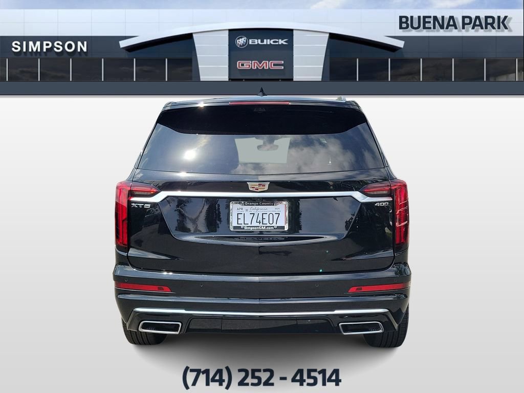 Used 2025 Cadillac XT6 Premium Luxury w/ Technology Package FWD image 7