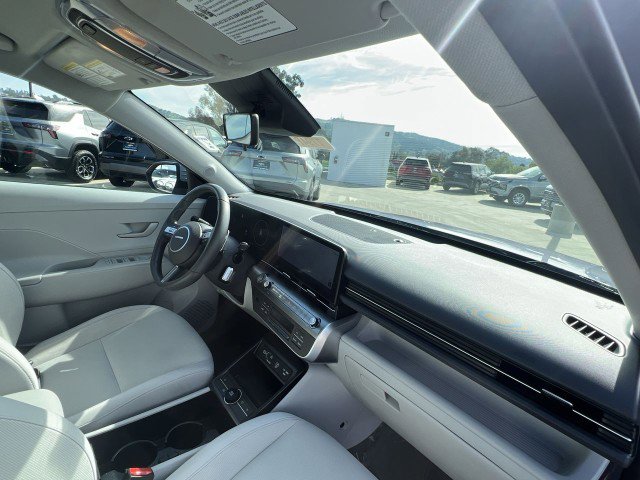 Used 2024 Hyundai Kona SEL image 29