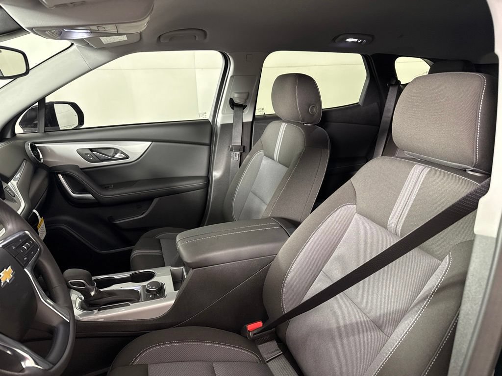 New 2026 Chevrolet Blazer LT w/ Convenience Package FWD image 32