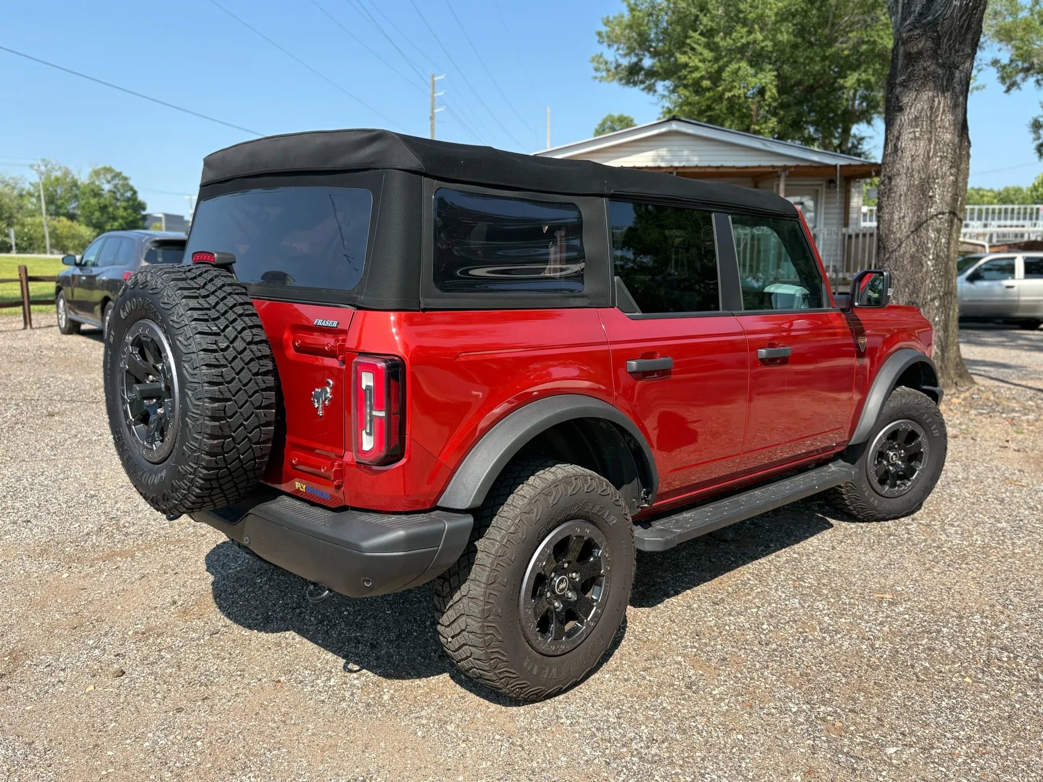 Used 2022 Ford Bronco Badlands image 5
