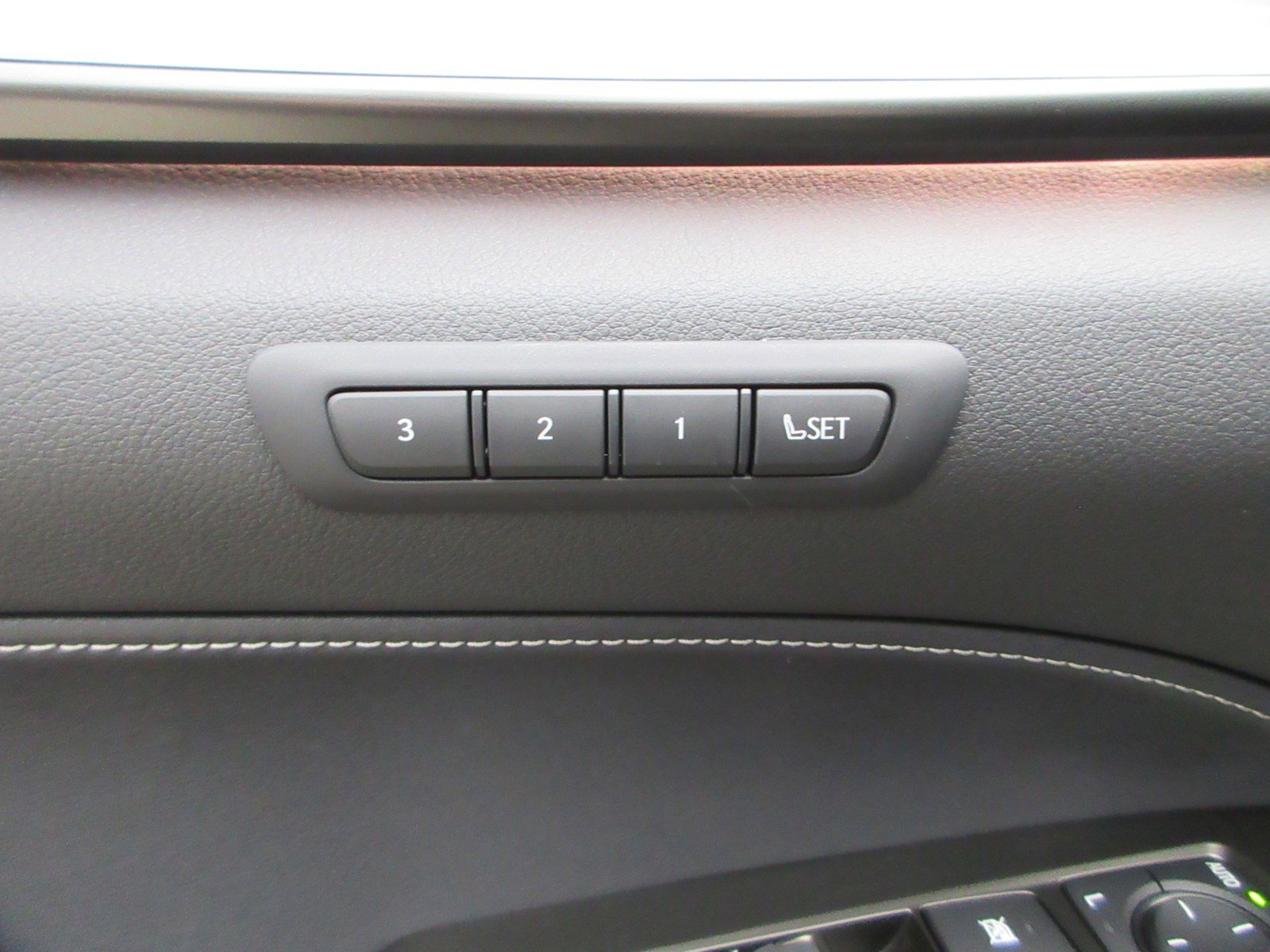 New 2026 Lexus NX 450h+ F Sport image 28