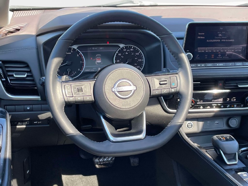 Used 2023 Nissan Rogue SL AWD/4WD image 17