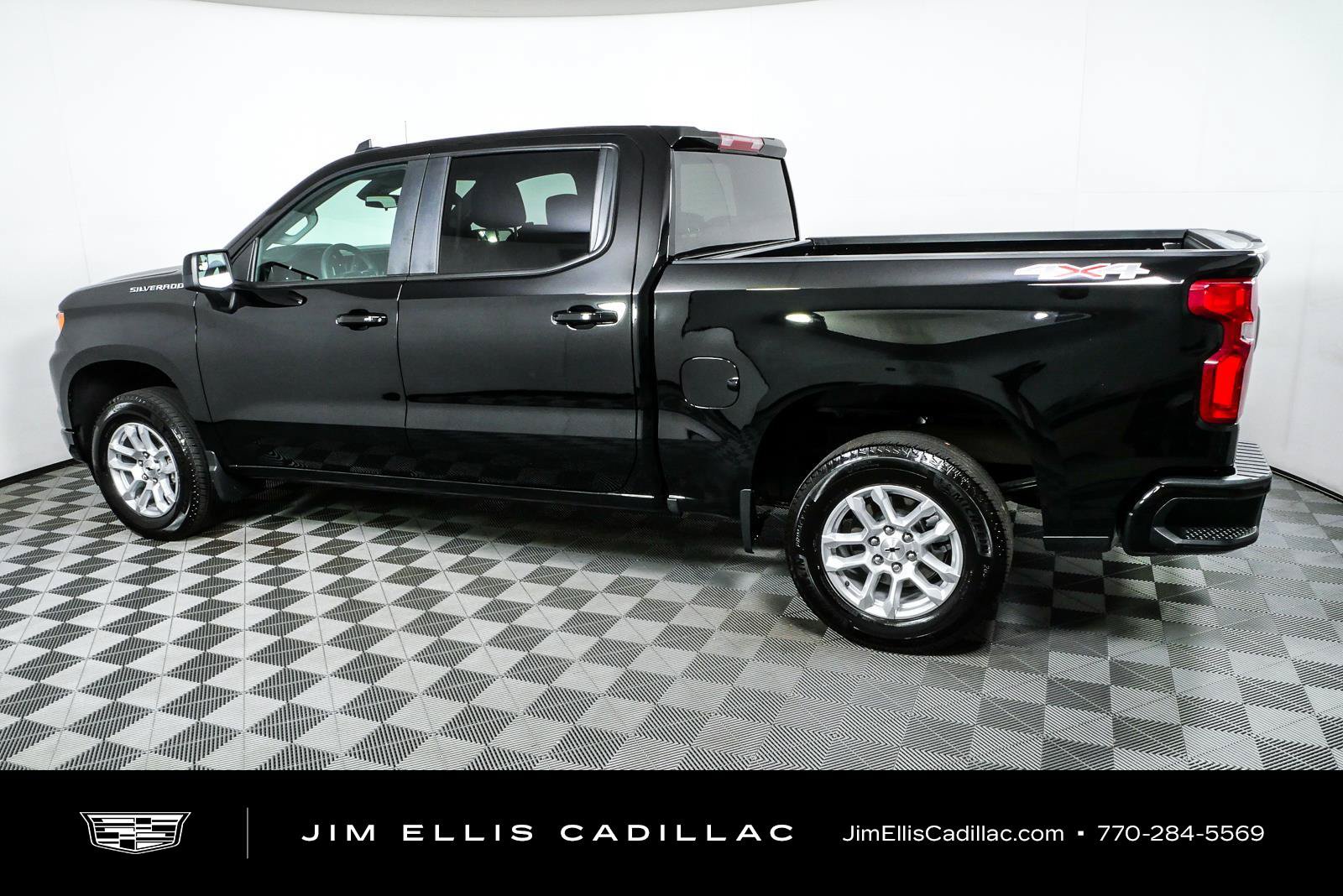 Used 2026 Chevrolet Silverado 1500 RST AWD/4WD image 28