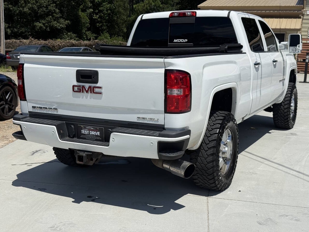 Used 2016 GMC Sierra 3500 Denali w/ Duramax Plus Package AWD/4WD image 8
