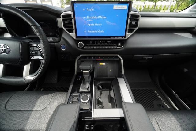 Used 2024 Toyota Sequoia Limited AWD/4WD image 17
