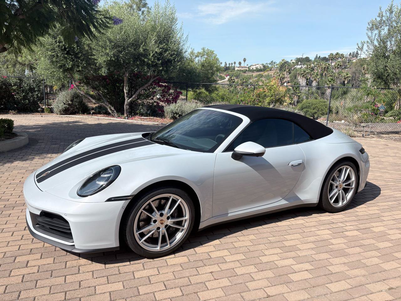 Used 2025 Porsche 911 Carrera RWD image 24