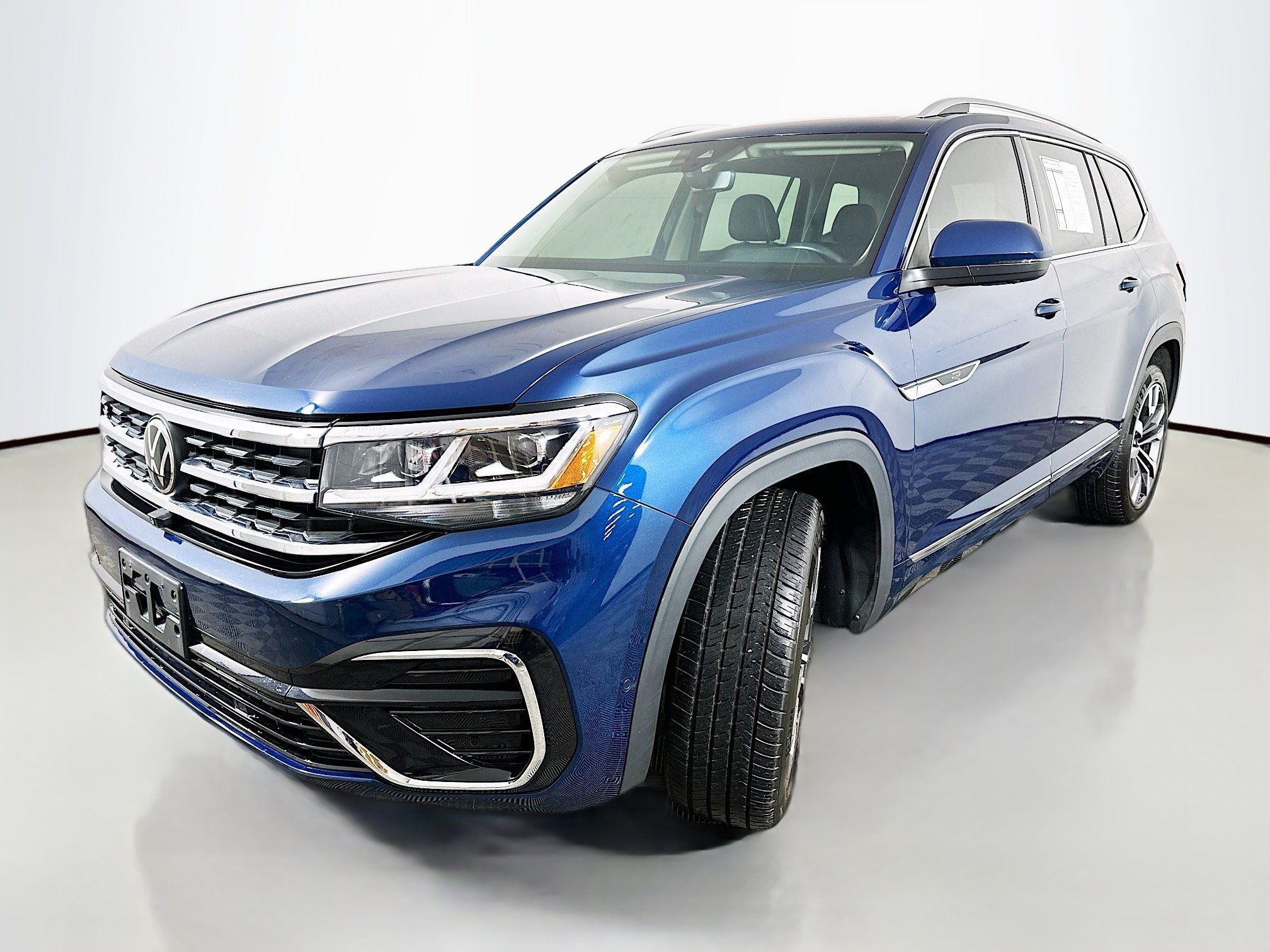Used 2023 Volkswagen Atlas SEL Premium AWD/4WD image 3
