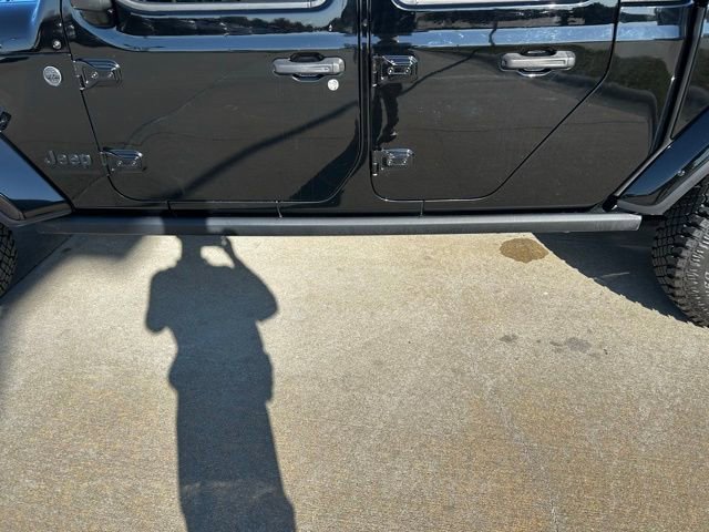 Used 2023 Jeep Gladiator Willys image 29