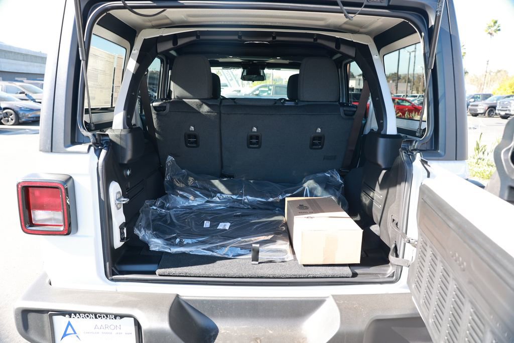 New 2026 Jeep Wrangler Unlimited Sport AWD/4WD image 31