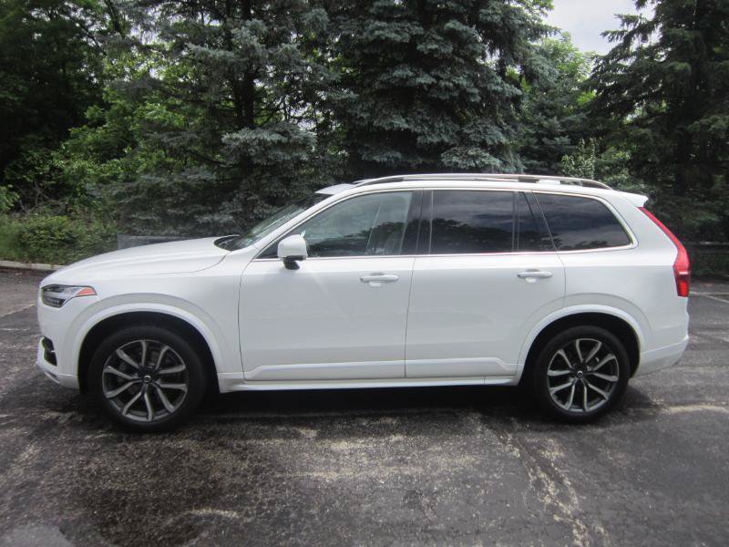Used 2019 Volvo XC90 T6 Momentum w/ Protection Package Premier AWD/4WD image 2