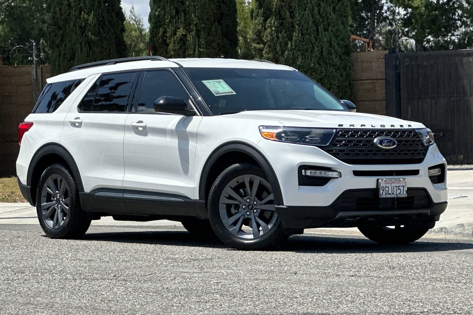 Used 2023 Ford Explorer XLT w/ Equipment Group 202A RWD video 2