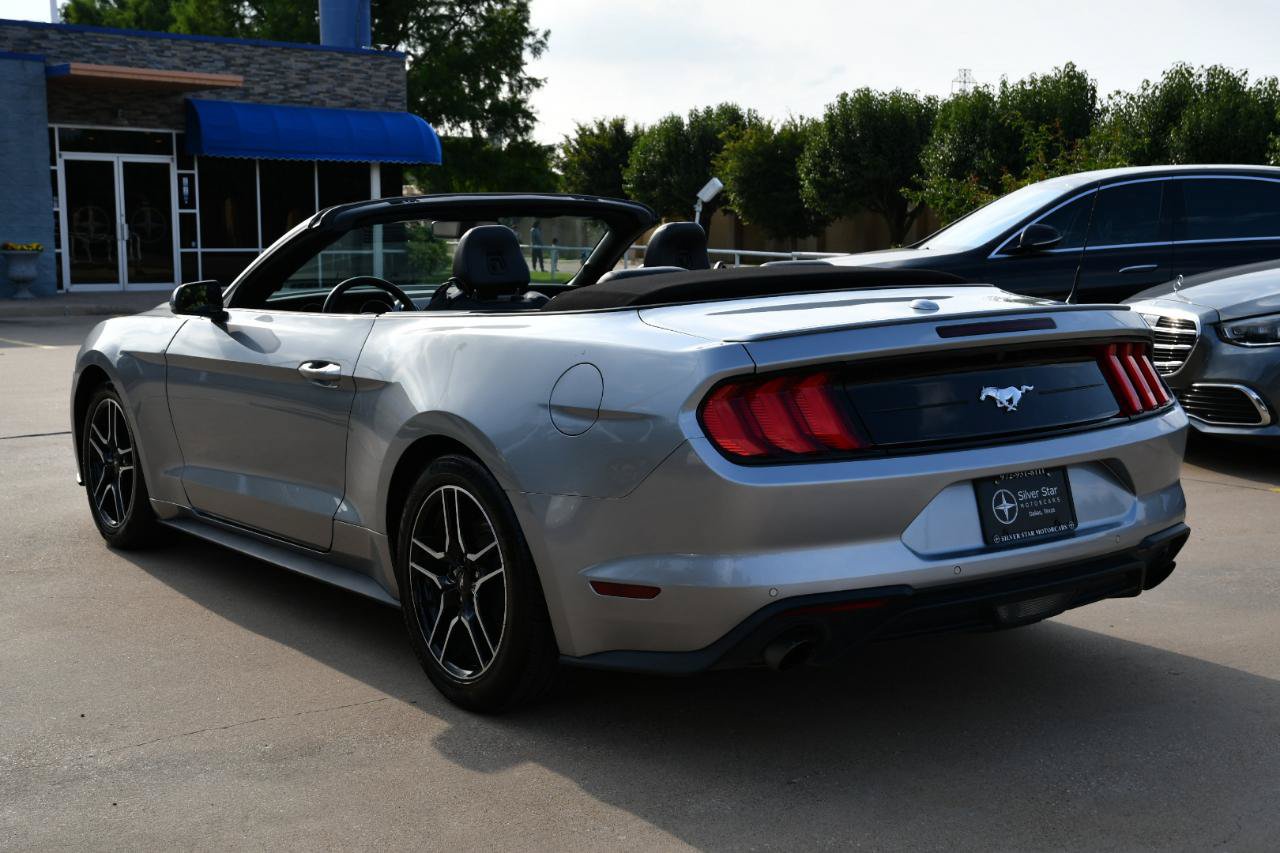 Used 2023 Ford Mustang Premium RWD image 5