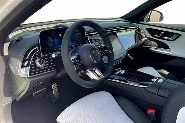 New 2026 Mercedes-Benz E 53 AMG e 4MATIC Sedan image 8