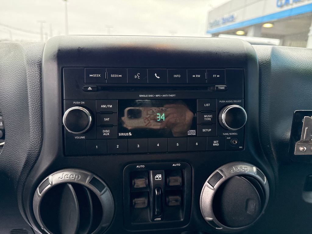 Used 2014 Jeep Wrangler Unlimited Sport w/ Quick Order Package 24S image 24