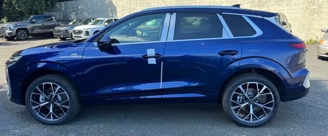 New 2026 Audi Q3 quattro 2.0T AWD/4WD image 5