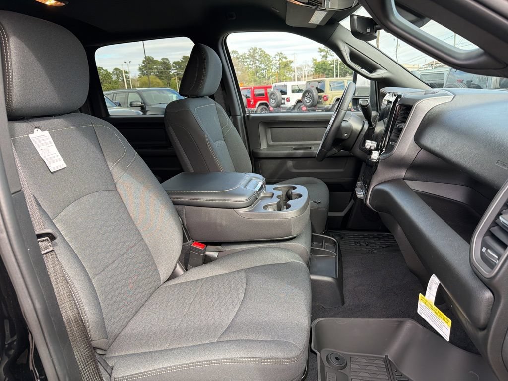 New 2026 RAM 3500 Tradesman AWD/4WD image 24