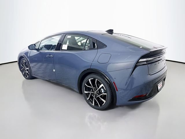 New 2026 Toyota Prius Plug-In Hybrid image 5