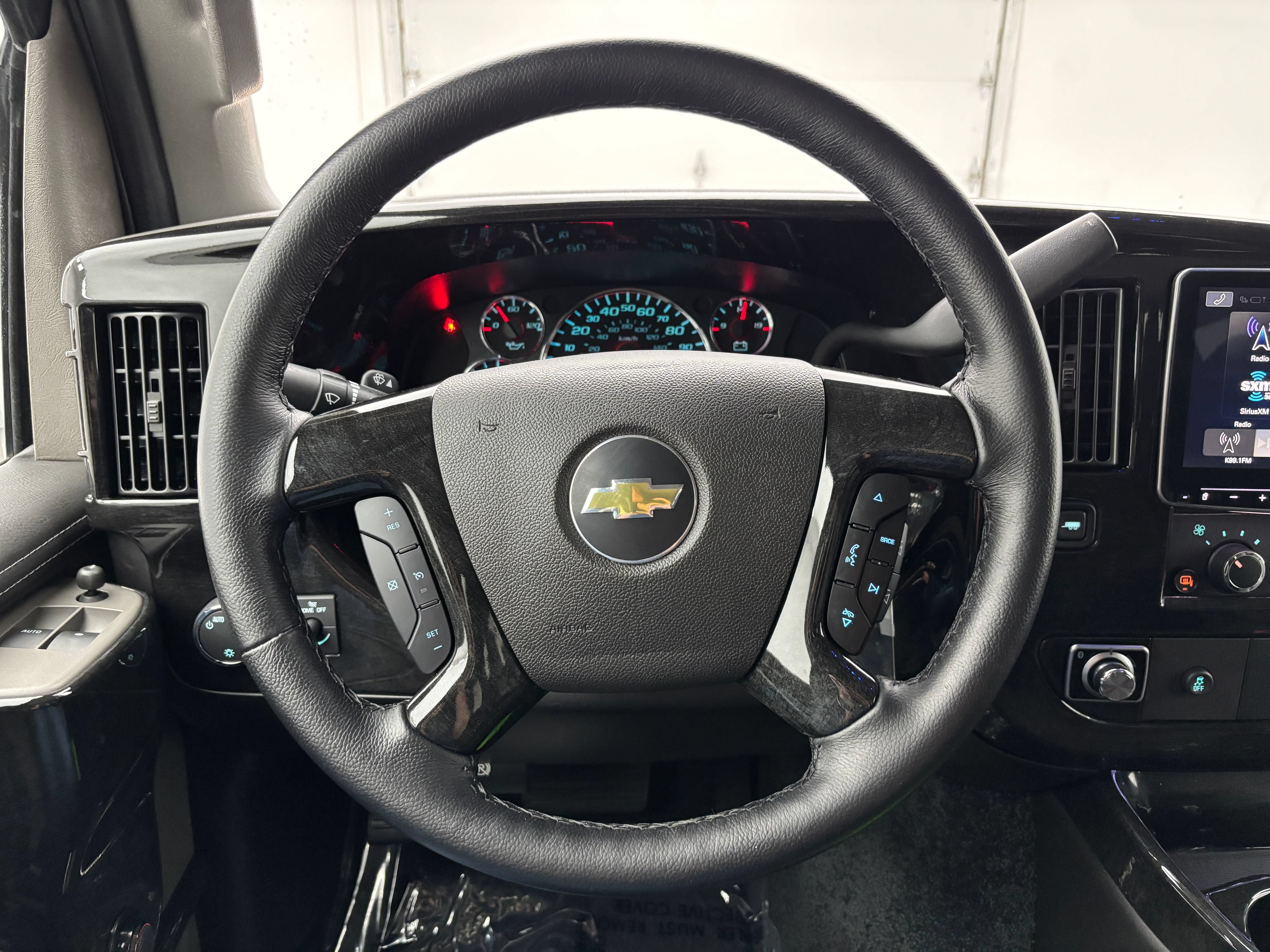 Used 2025 Chevrolet Express 2500 w/ Driver Convenience Package RWD image 29