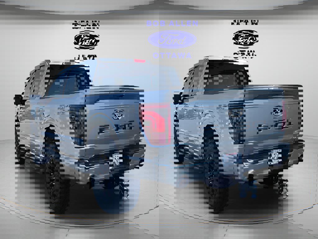 Used 2025 Ford F150 Lariat w/ Equipment Group 502A High image 3