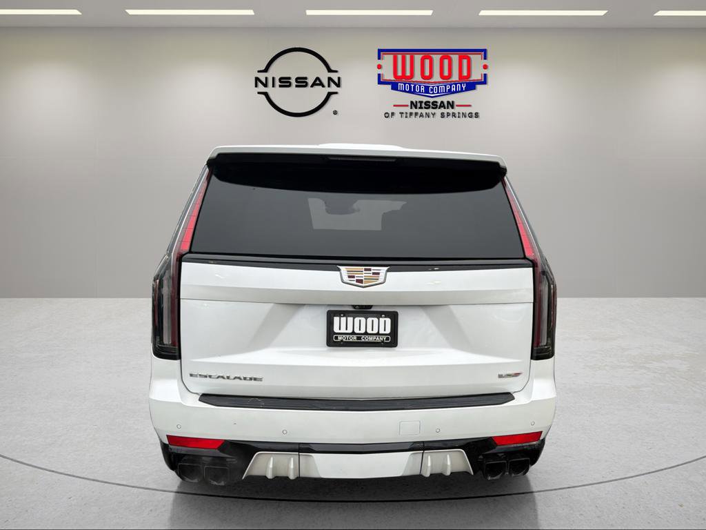 Used 2023 Cadillac Escalade V image 3