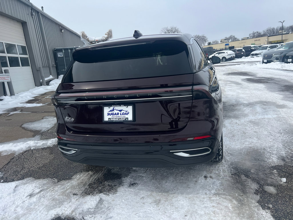 Used 2024 Lincoln Nautilus Premier w/ Equipment Group 102A AWD/4WD image 5